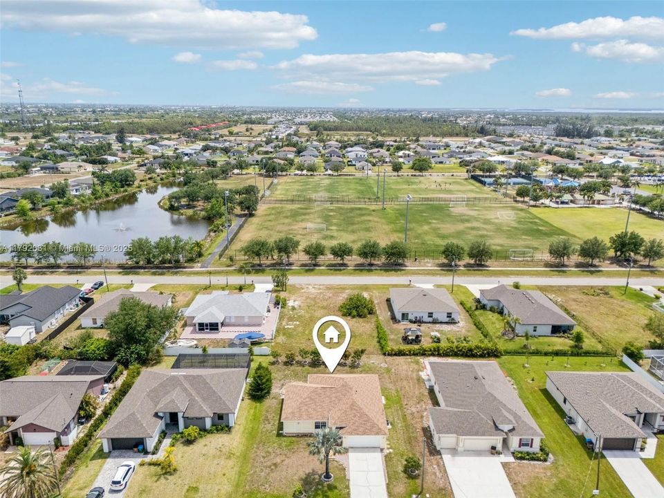 Recently Sold: $299,000 (4 beds, 2 baths, 1712 Square Feet)