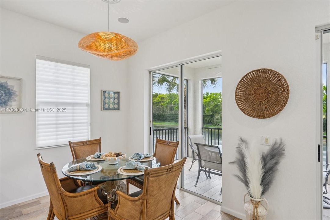 待售: $879,000 (3 贝兹, 2 浴室, 2134 平方英尺)