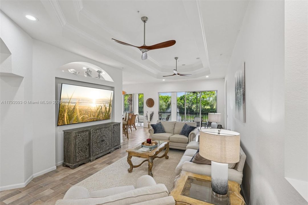 待售: $879,000 (3 贝兹, 2 浴室, 2134 平方英尺)