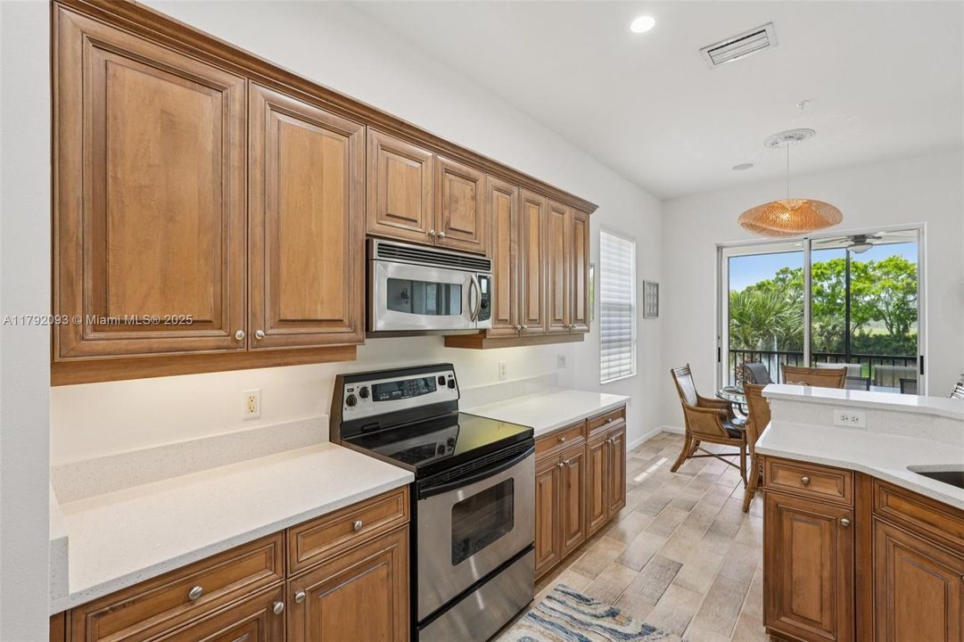 待售: $879,000 (3 贝兹, 2 浴室, 2134 平方英尺)