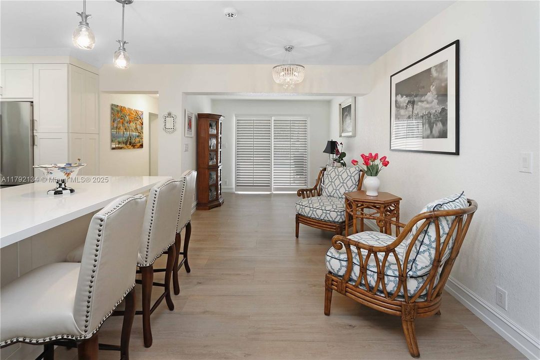 Recently Sold: $1,099,000 (3 beds, 2 baths, 1996 Square Feet)