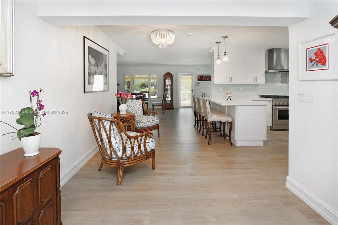 Recently Sold: $1,099,000 (3 beds, 2 baths, 1996 Square Feet)