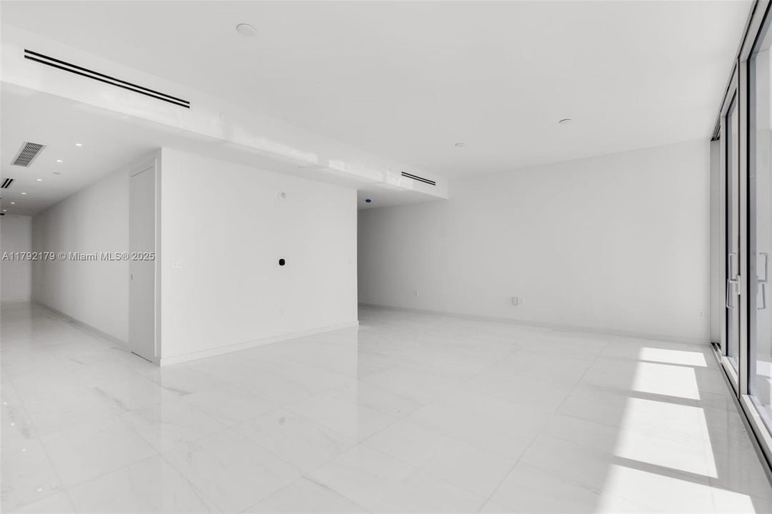 Active With Contract: $19,500 (3 beds, 3 baths, 0 Square Feet)