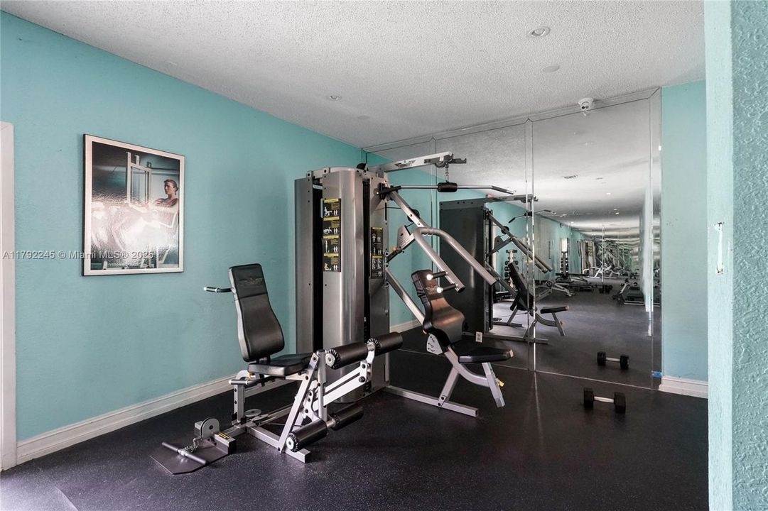 Activo con contrato: $150,000 (1 camas, 1 baños, 982 Pies cuadrados)