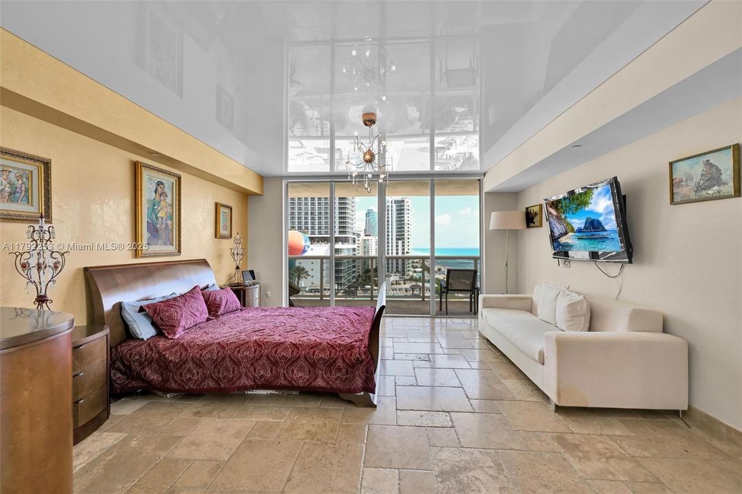 待售: $2,399,000 (3 贝兹, 3 浴室, 2065 平方英尺)