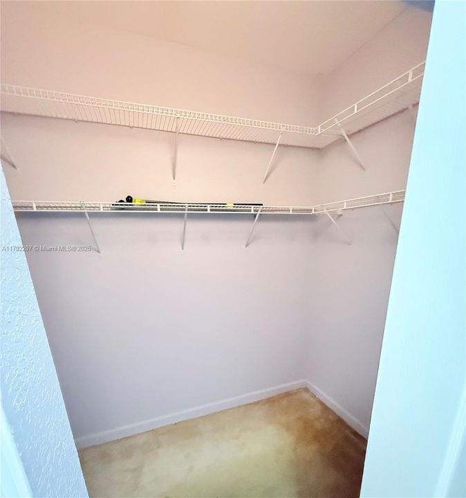 Recently Rented: $2,300 (2 beds, 2 baths, 1130 Square Feet)