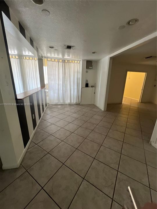 出租: $40 (0 贝兹, 0 浴室, 0 平方英尺)