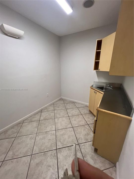 出租: $40 (0 贝兹, 0 浴室, 0 平方英尺)