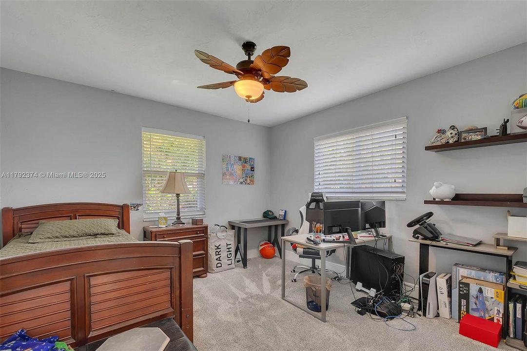 For Sale: $1,100,000 (4 beds, 2 baths, 1981 Square Feet)