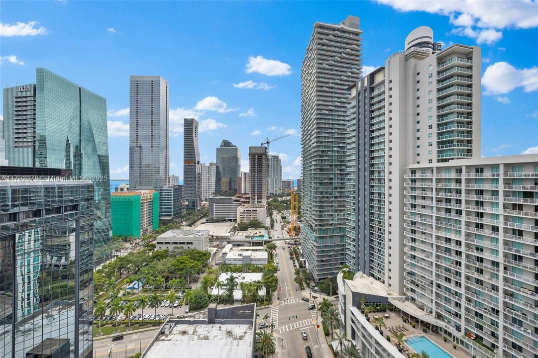 Recently Sold: $925,000 (2 beds, 2 baths, 1134 Square Feet)