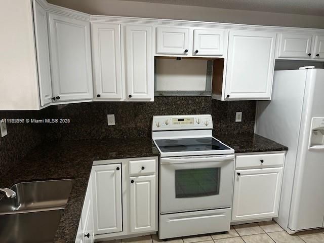 Recently Sold: $259,000 (2 beds, 2 baths, 1114 Square Feet)