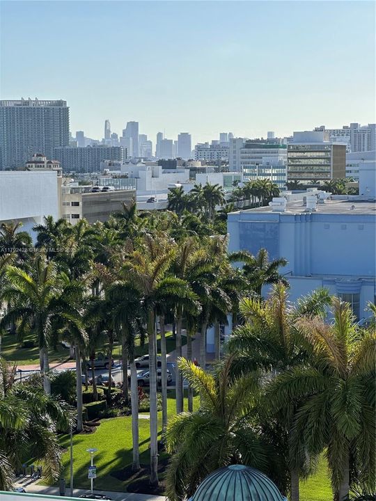 Recently Sold: $350,000 (1 beds, 1 baths, 786 Square Feet)