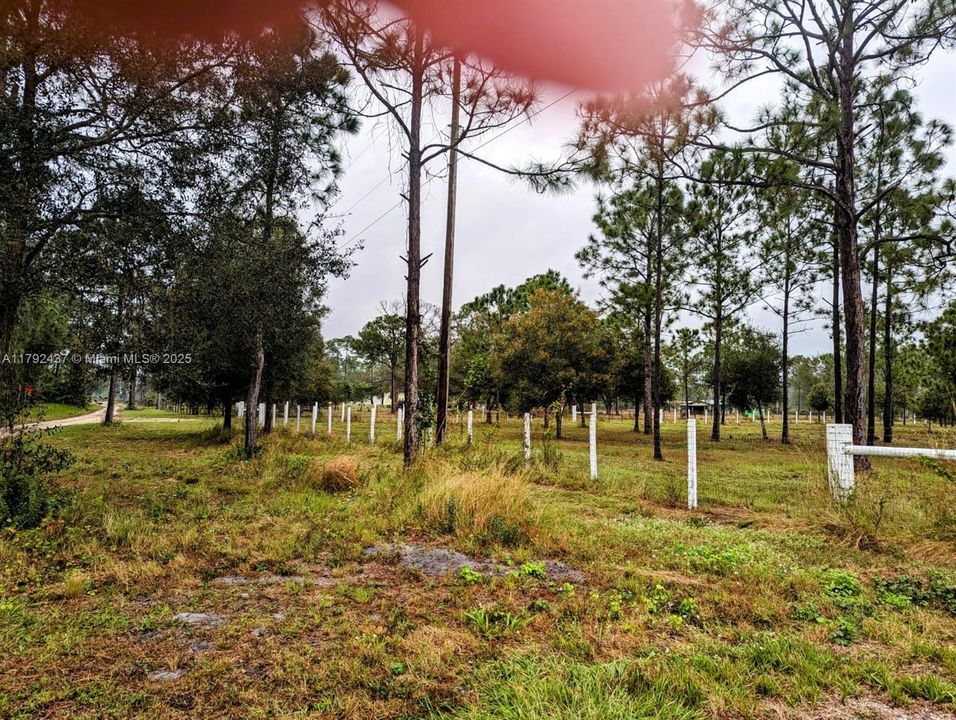 最近售出: $130,000 (2.65 acres)