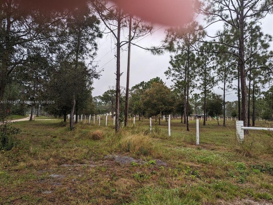 最近售出: $130,000 (2.65 acres)