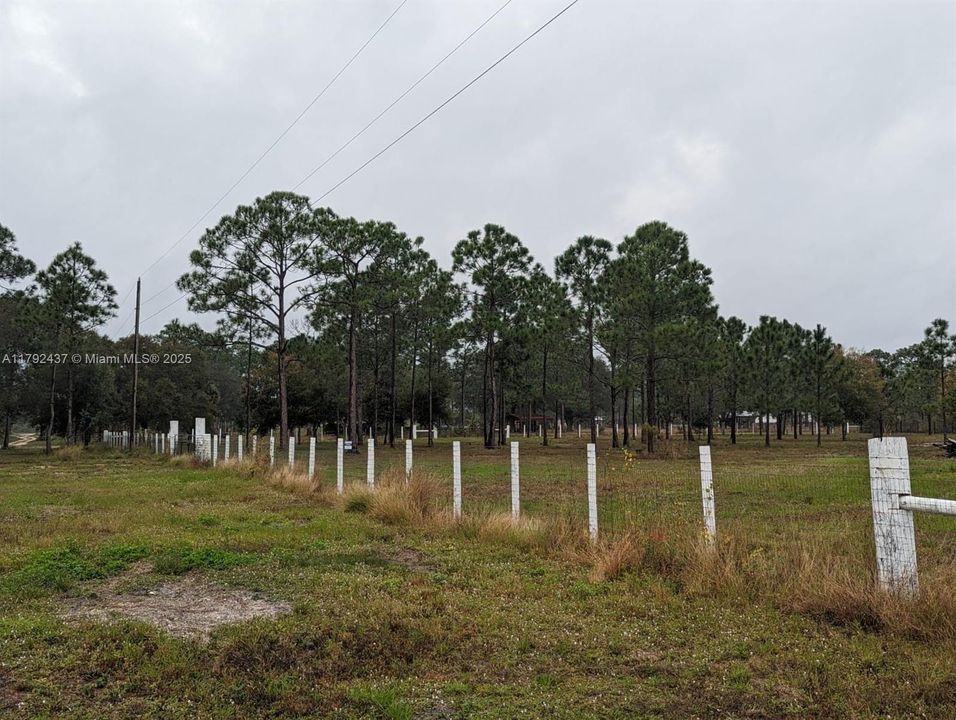 最近售出: $130,000 (2.65 acres)