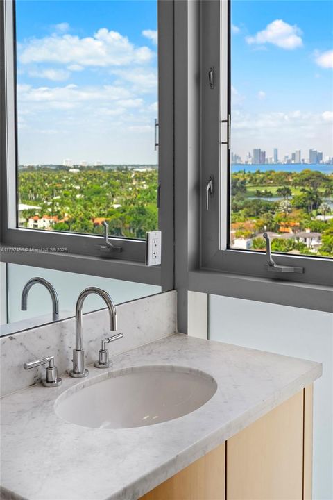 En Venta: $4,450,000 (3 camas, 3 baños, 3321 Pies cuadrados)