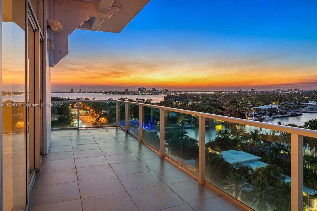 En Venta: $4,450,000 (3 camas, 3 baños, 3321 Pies cuadrados)