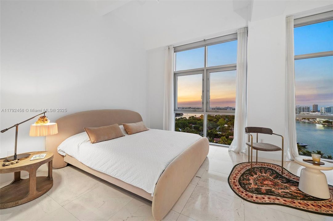 En Venta: $4,450,000 (3 camas, 3 baños, 3321 Pies cuadrados)