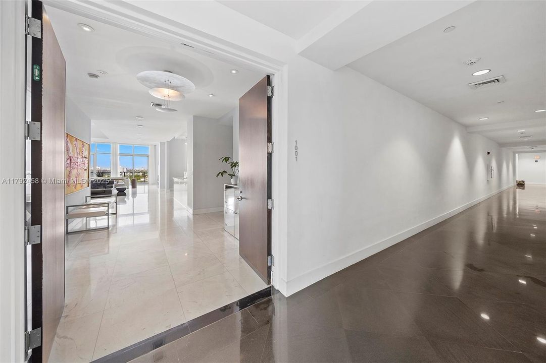 En Venta: $4,450,000 (3 camas, 3 baños, 3321 Pies cuadrados)