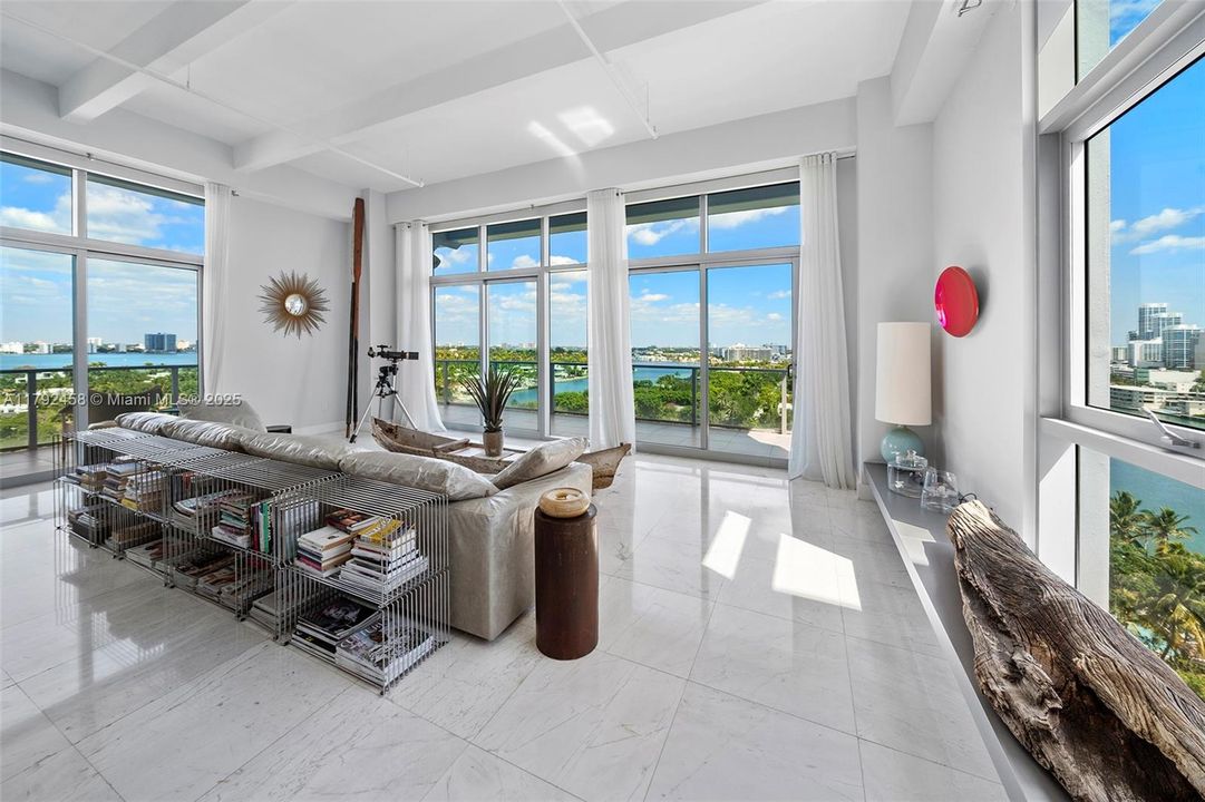 En Venta: $4,450,000 (3 camas, 3 baños, 3321 Pies cuadrados)