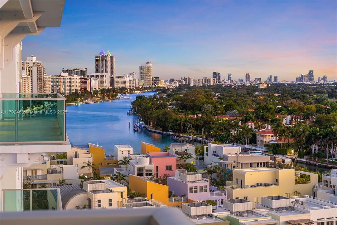 En Venta: $4,450,000 (3 camas, 3 baños, 3321 Pies cuadrados)