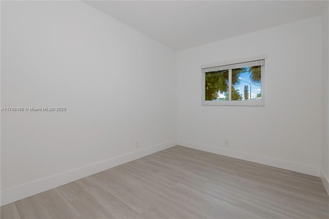 最近租的: $2,500 (3 贝兹, 2 浴室, 2504 平方英尺)