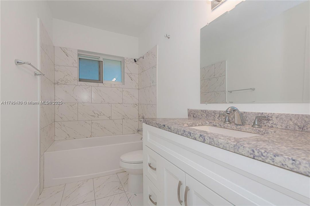 最近租的: $2,500 (3 贝兹, 2 浴室, 2504 平方英尺)