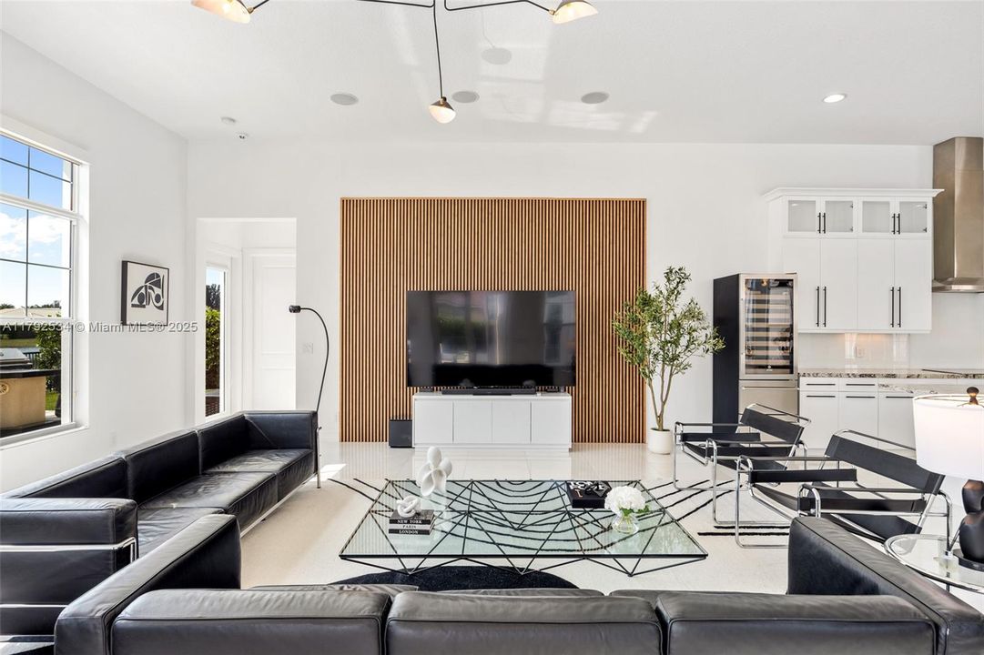 For Sale: $2,650,000 (4 beds, 4 baths, 4979 Square Feet)