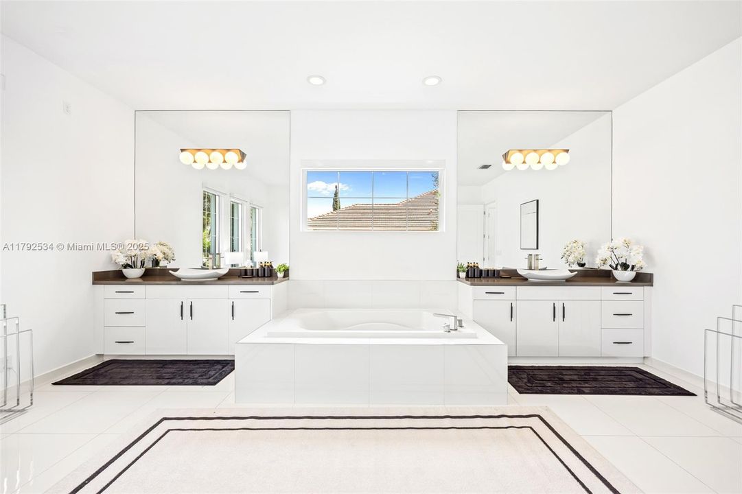 For Sale: $2,650,000 (4 beds, 4 baths, 4979 Square Feet)