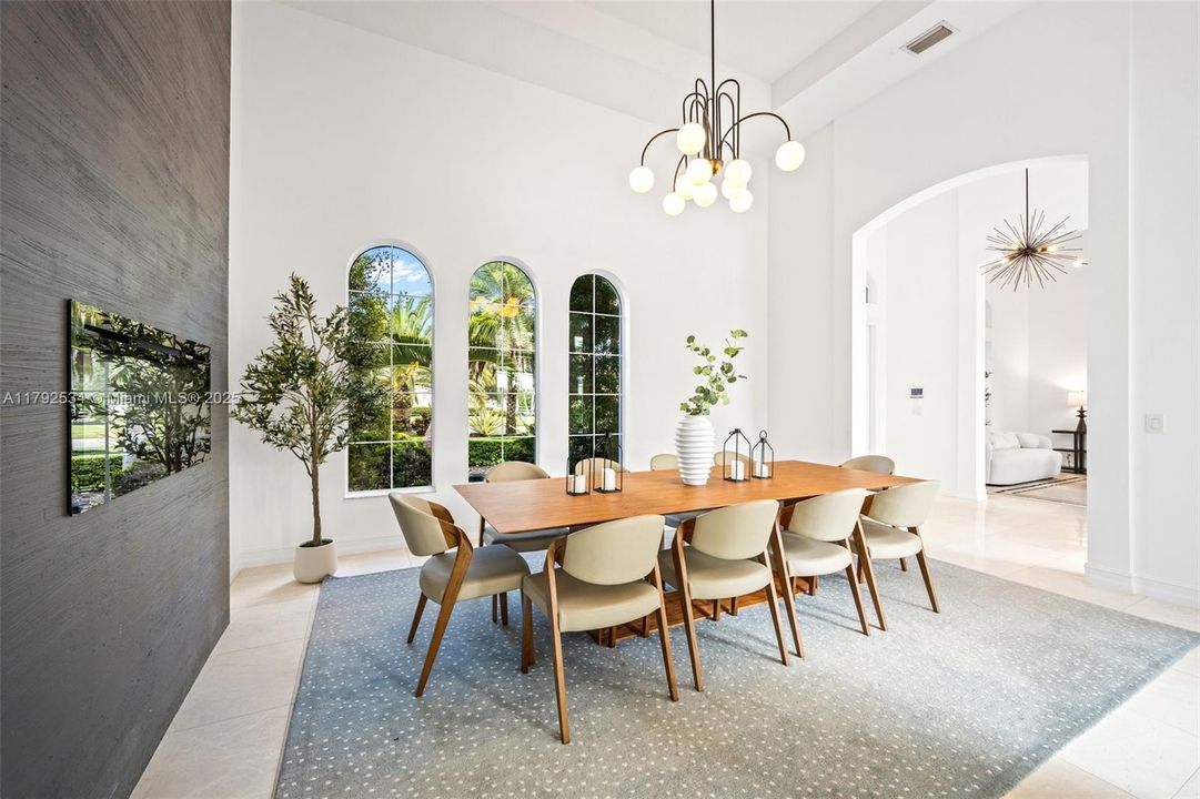 For Sale: $2,650,000 (4 beds, 4 baths, 4979 Square Feet)