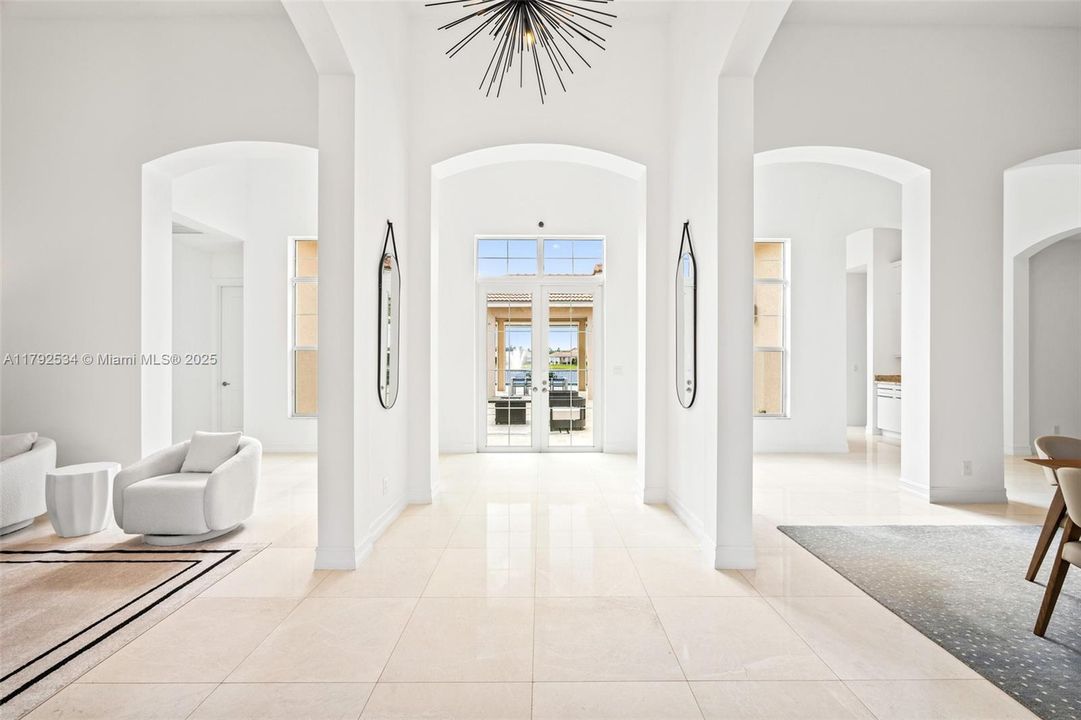 For Sale: $2,650,000 (4 beds, 4 baths, 4979 Square Feet)