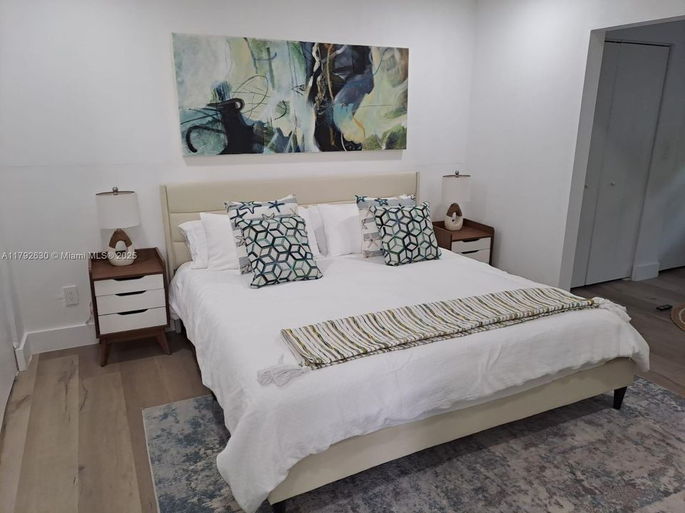 待售: $900,000 (3 贝兹, 2 浴室, 1667 平方英尺)