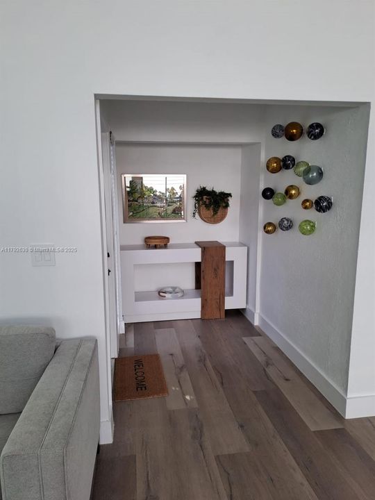 待售: $900,000 (3 贝兹, 2 浴室, 1667 平方英尺)