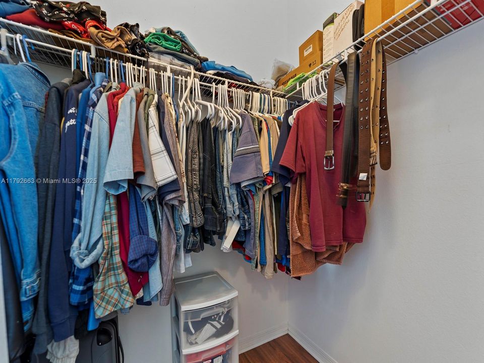 Недавно продано: $350,000 (3 спален, 2 ванн, 1679 Квадратных фут)