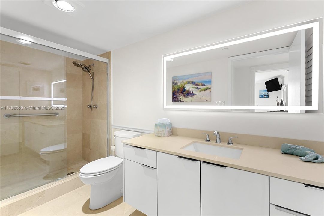 En Venta: $1,825,000 (3 camas, 2 baños, 2260 Pies cuadrados)