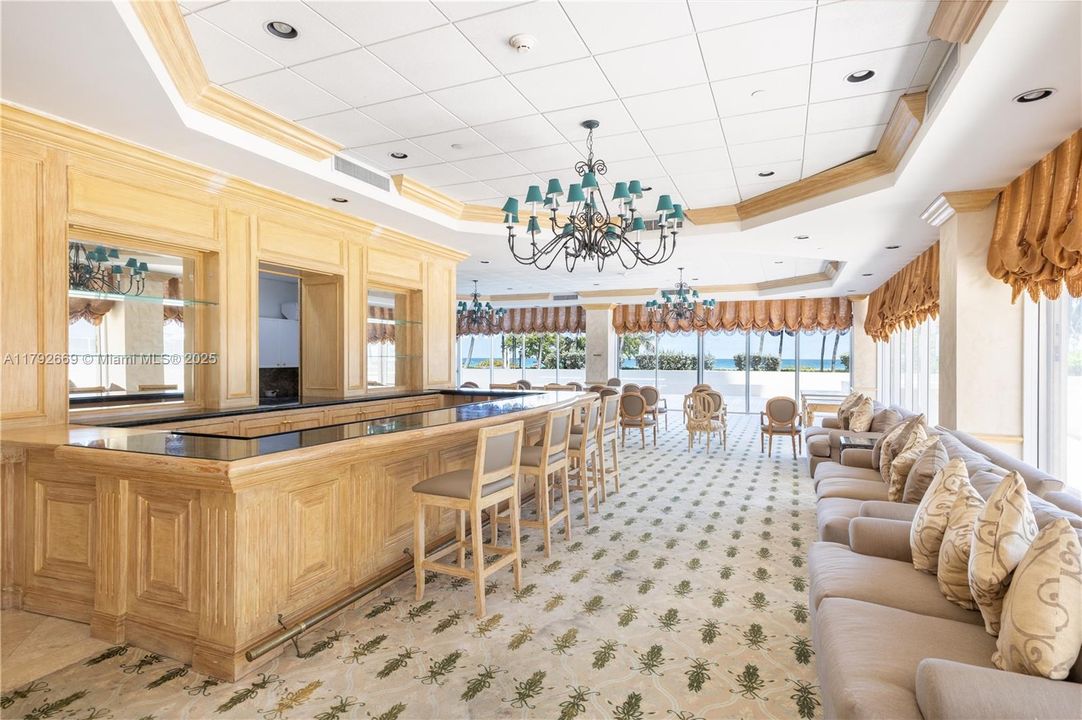 En Venta: $1,825,000 (3 camas, 2 baños, 2260 Pies cuadrados)