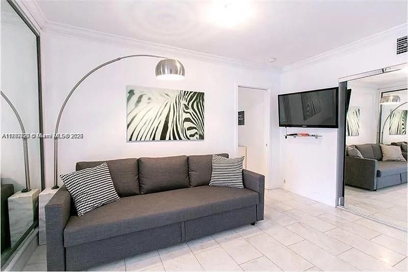For Sale: $2,395,000 (0 beds, 1 baths, 528 Square Feet)