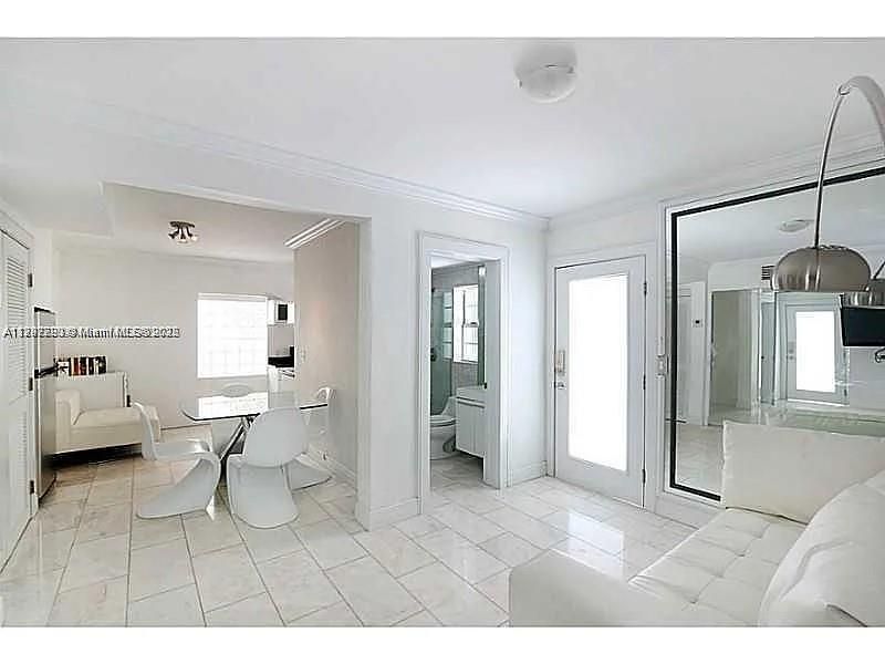 For Sale: $2,395,000 (0 beds, 1 baths, 528 Square Feet)
