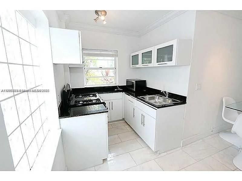 For Sale: $2,395,000 (0 beds, 1 baths, 528 Square Feet)