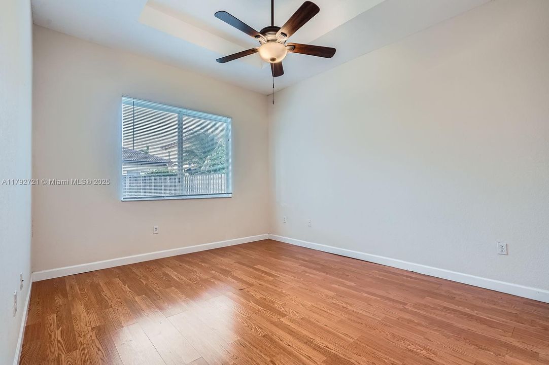 Vendido Recientemente: $525,000 (3 camas, 2 baños, 1760 Pies cuadrados)