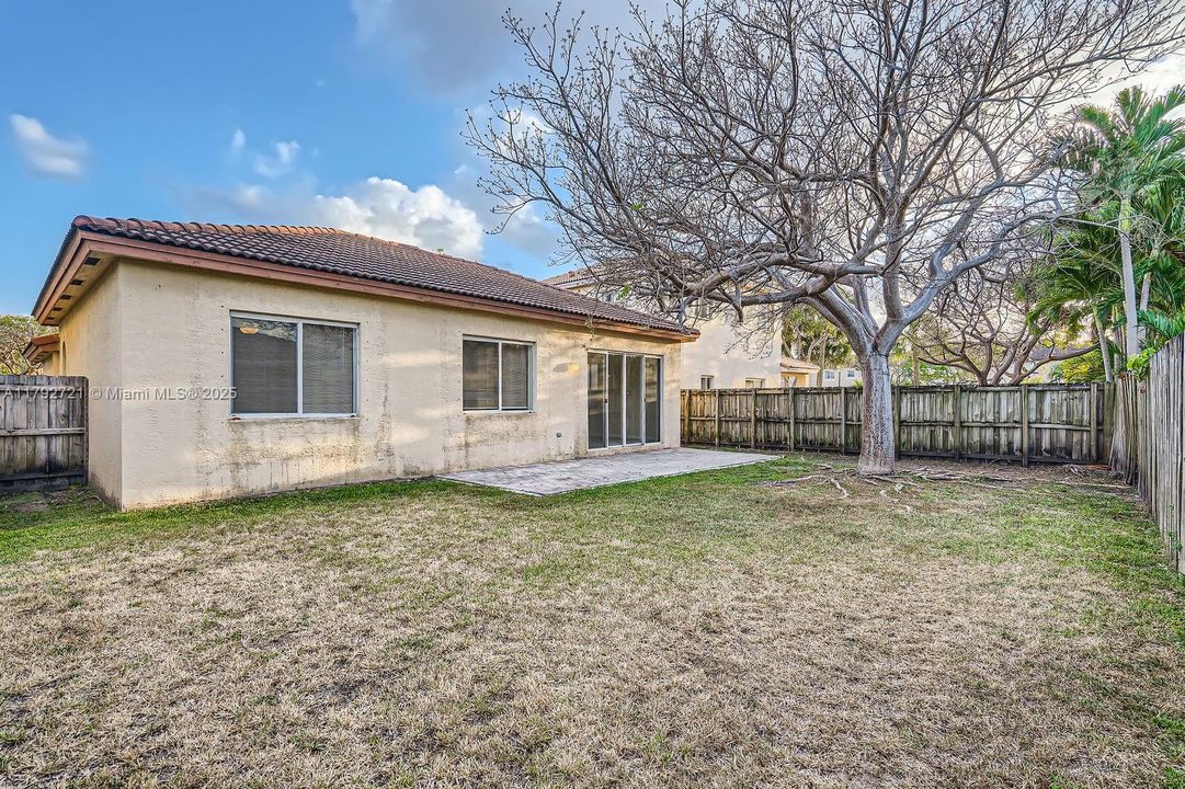 Vendido Recientemente: $525,000 (3 camas, 2 baños, 1760 Pies cuadrados)