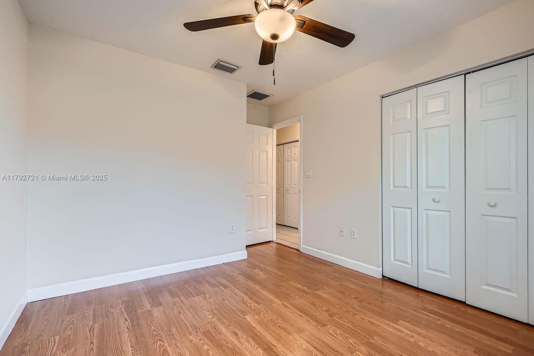 Vendido Recientemente: $525,000 (3 camas, 2 baños, 1760 Pies cuadrados)