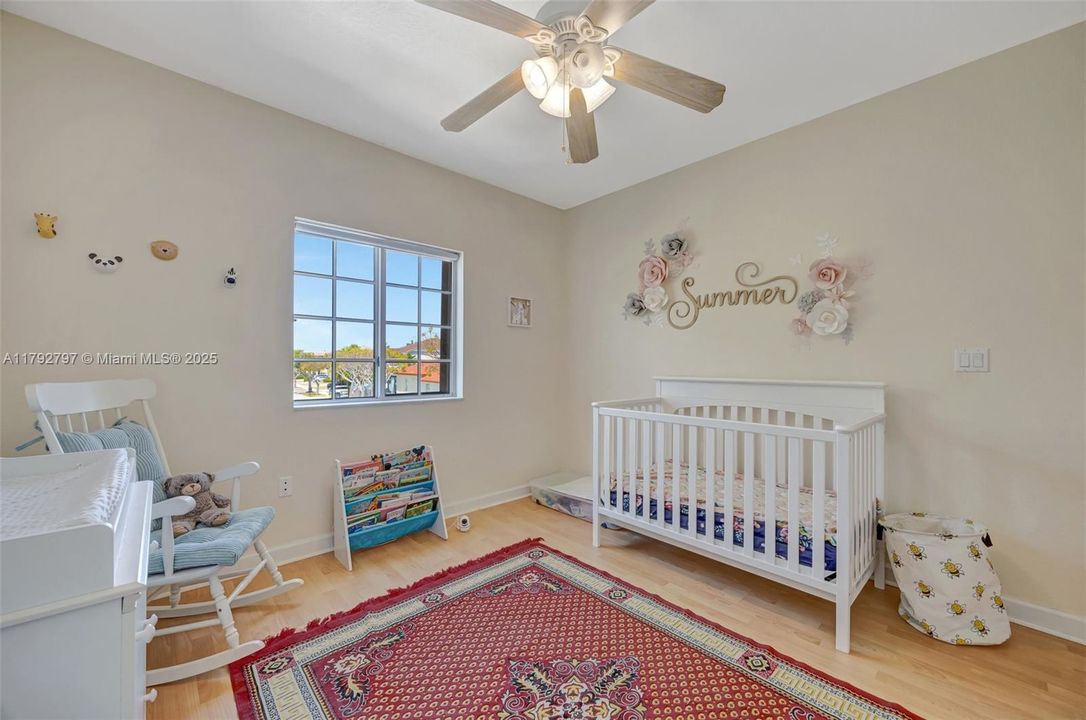 Vendido Recientemente: $635,000 (4 camas, 3 baños, 2476 Pies cuadrados)