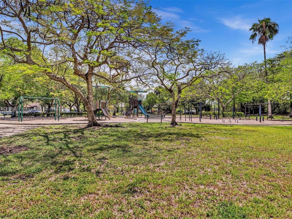 Recently Sold: $784,900 (4 beds, 2 baths, 2449 Square Feet)