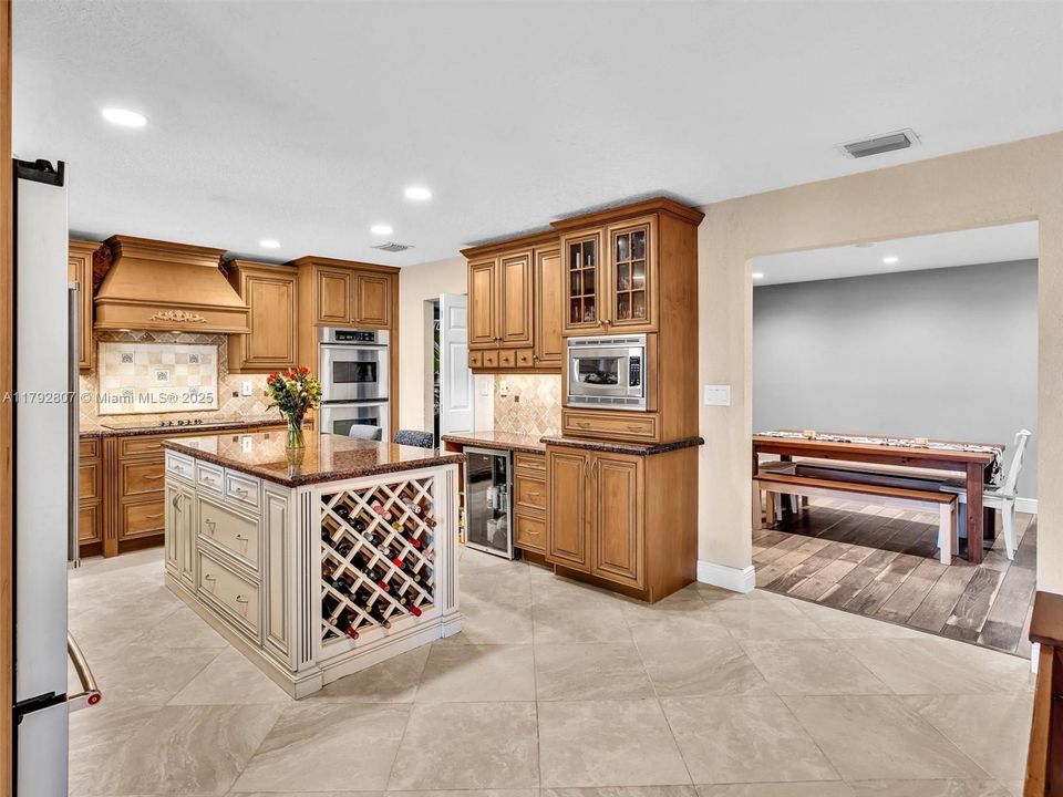 Recently Sold: $784,900 (4 beds, 2 baths, 2449 Square Feet)