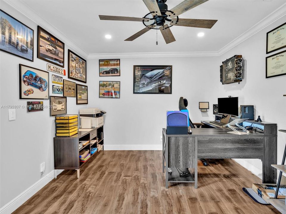 Recently Sold: $784,900 (4 beds, 2 baths, 2449 Square Feet)