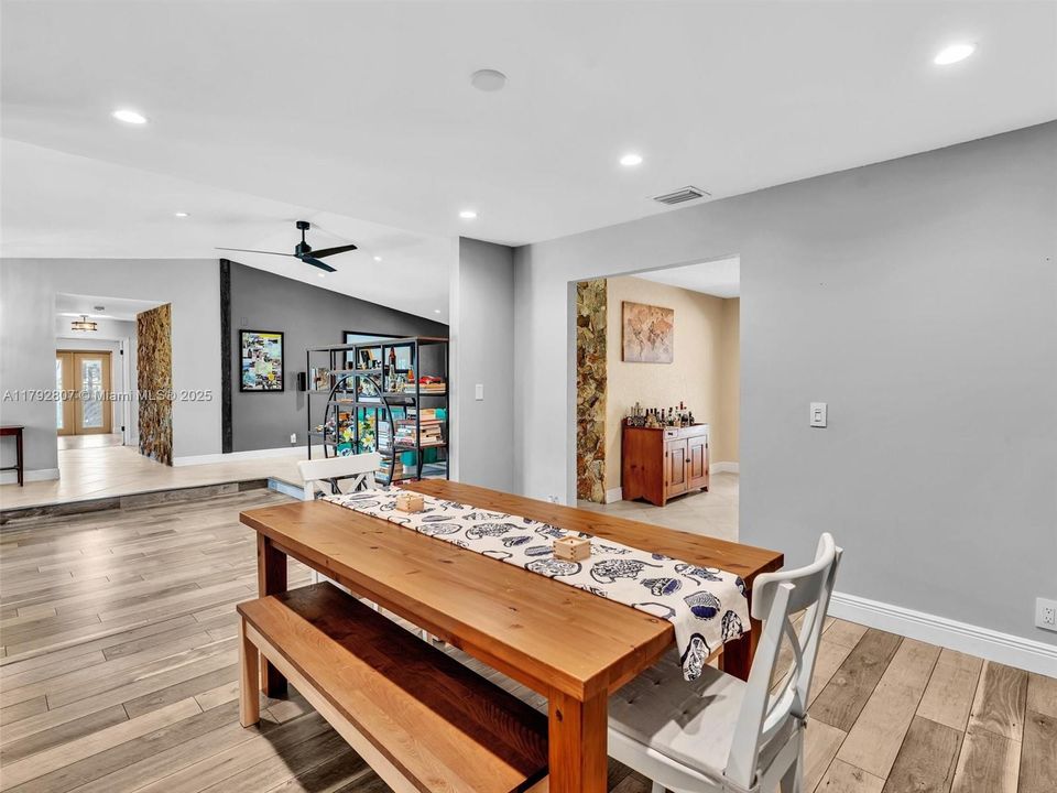 Recently Sold: $784,900 (4 beds, 2 baths, 2449 Square Feet)