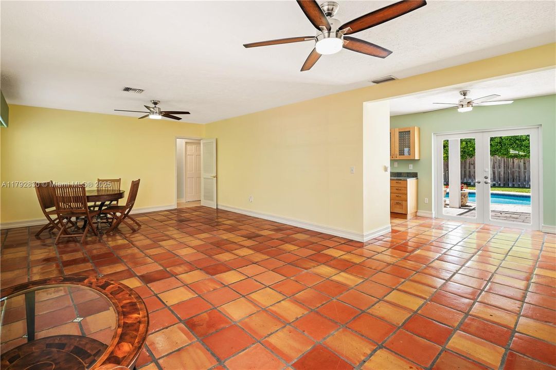 For Sale: $2,985,000 (4 beds, 3 baths, 1817 Square Feet)