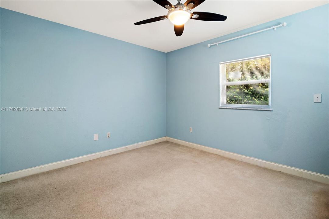 For Sale: $2,985,000 (4 beds, 3 baths, 1817 Square Feet)