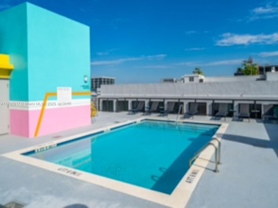 Vendido Recientemente: $340,000 (1 camas, 1 baños, 440 Pies cuadrados)